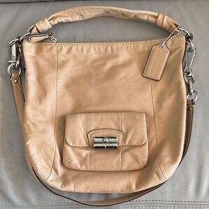 Coach Tan Leather Shoulder Bag Purse